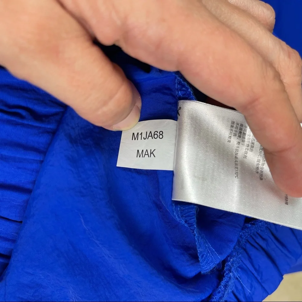 Skechers blue windbreaker